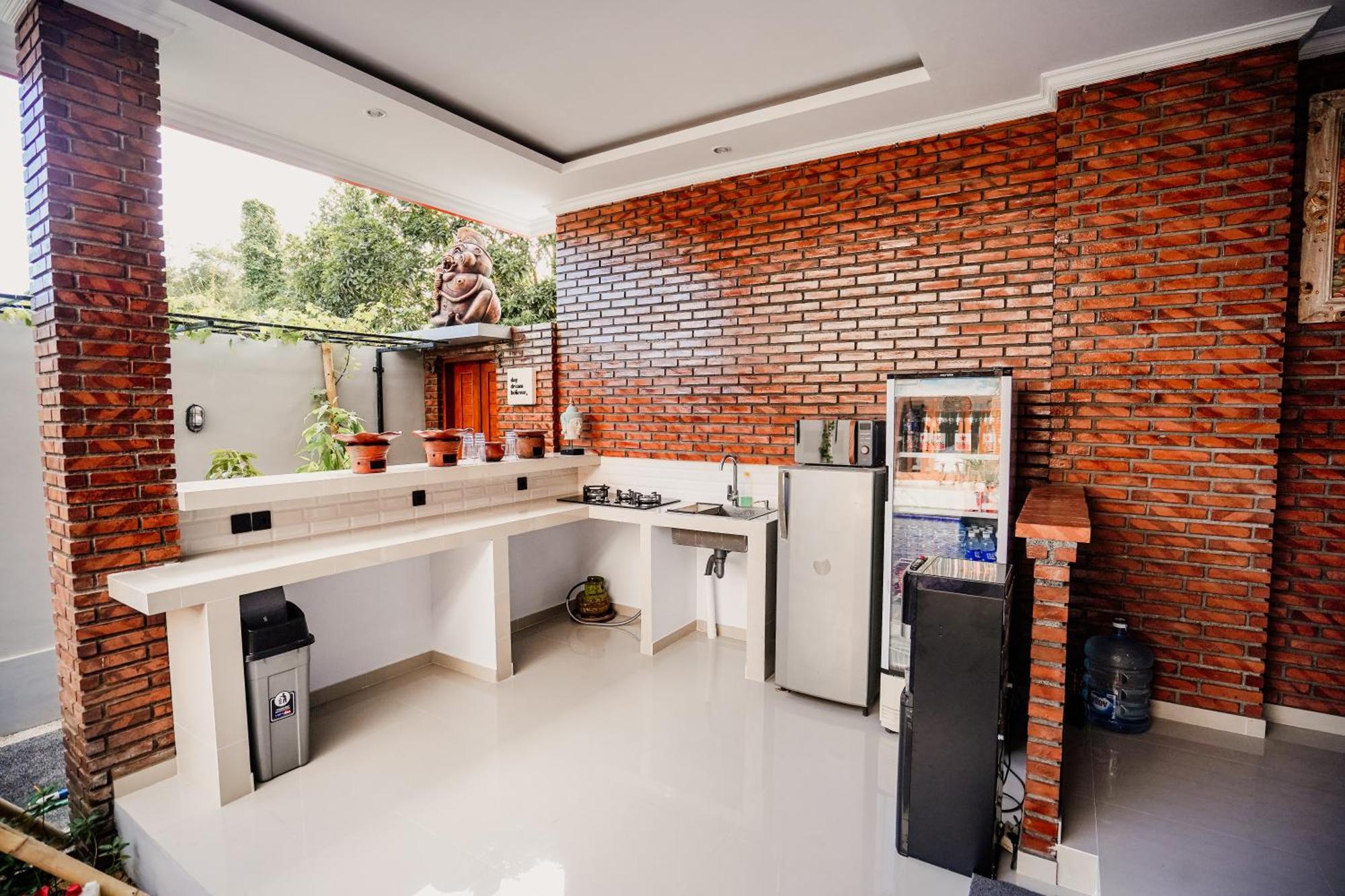 Pondok Yogi Guest House Canggu Extérieur photo